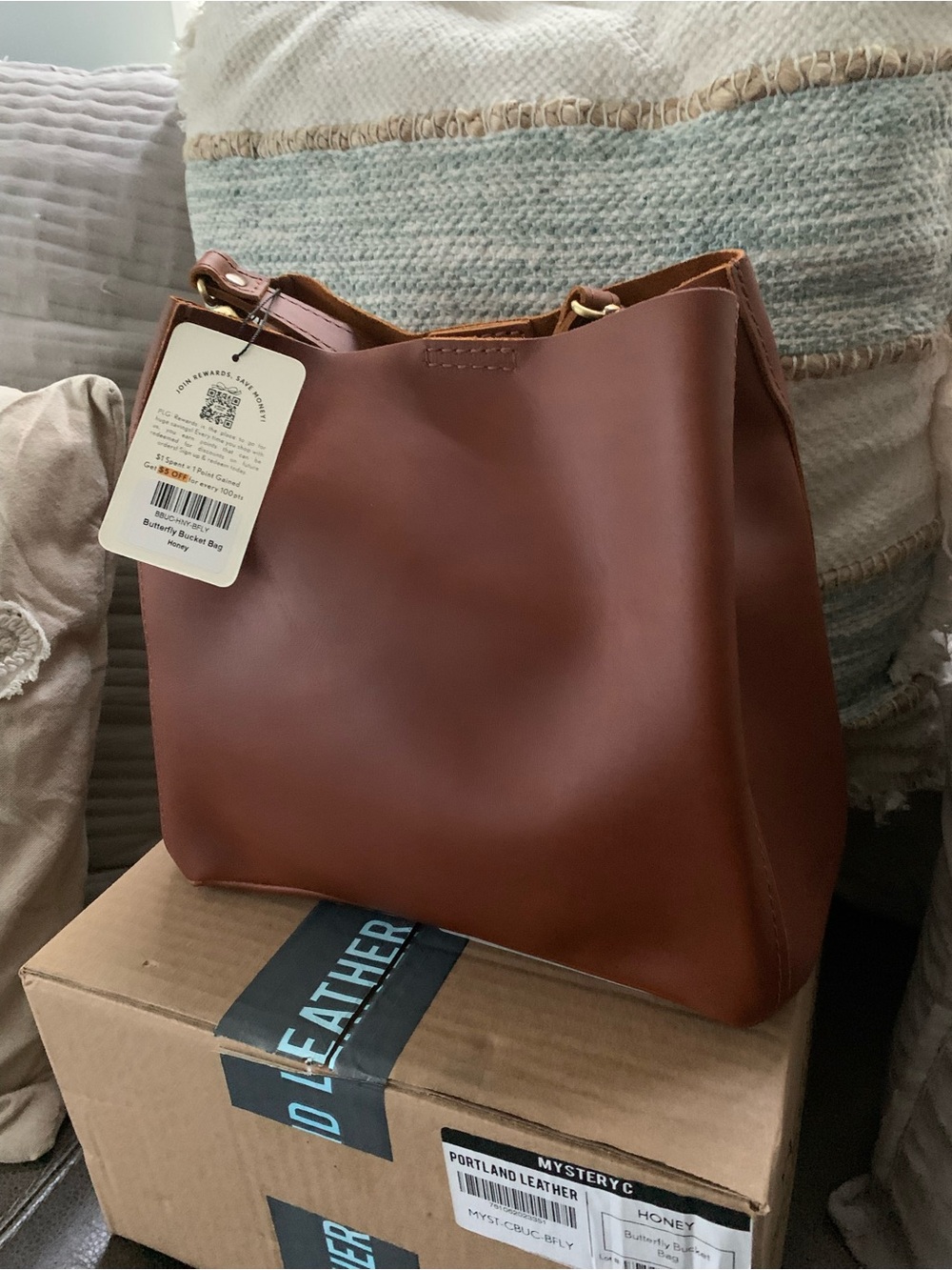 Portland Leather butterfly bucket Honey